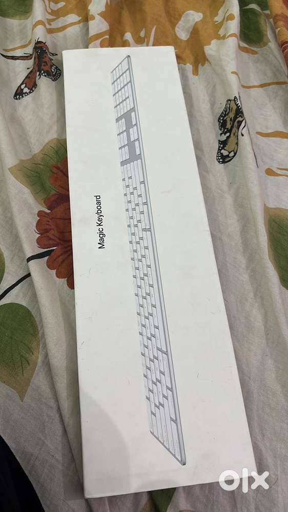 APPLE MAGIC KEYBOARD WITH NUM PAD