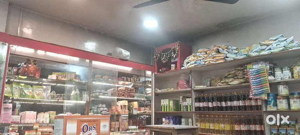 NEED A GOOD SALE PERSON FOR MY STORE