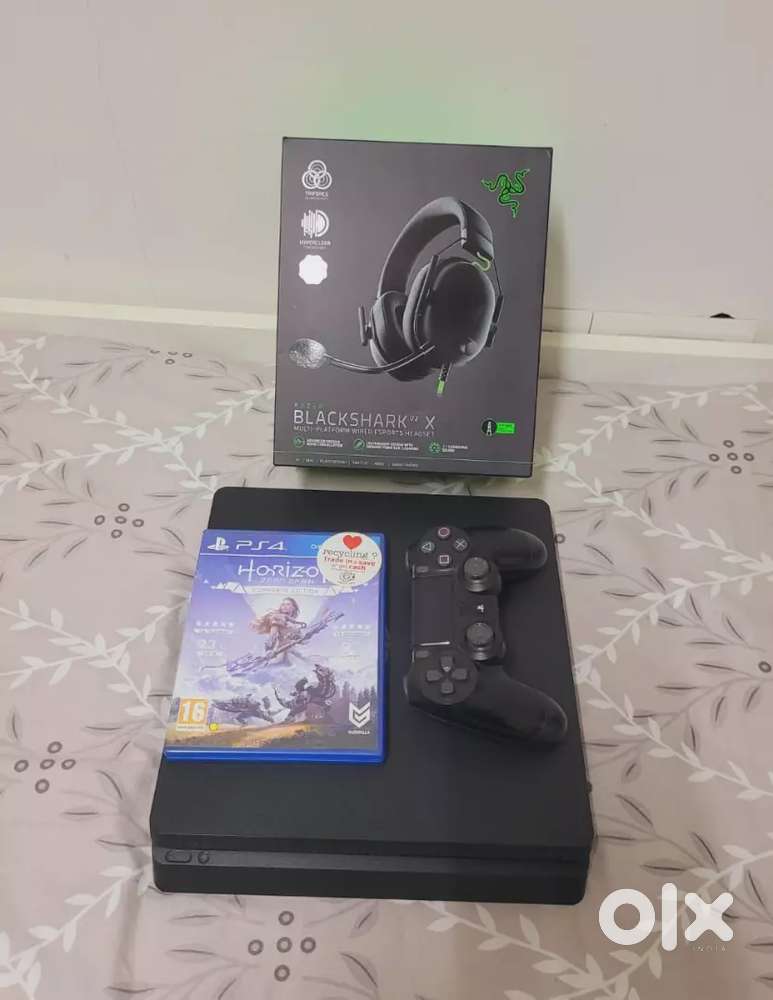 PS4 Slim 1 TB