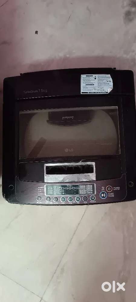 LG top load 6.5 kg washing machine