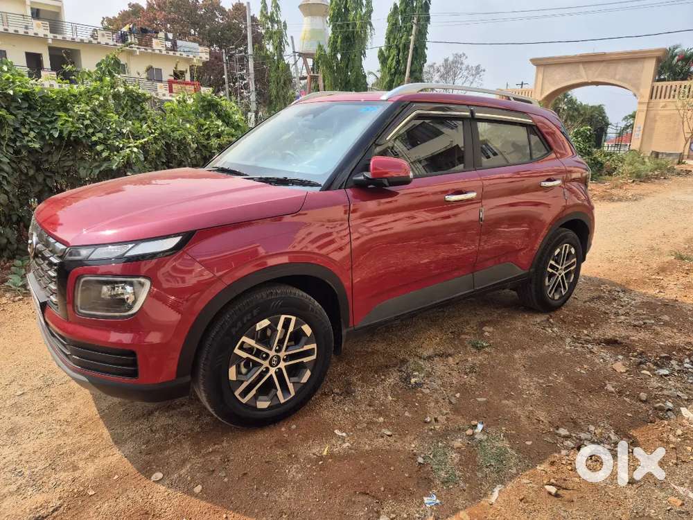 Hyundai Venue SX (O) turbo DCT Well Maintained & Excellent Condition