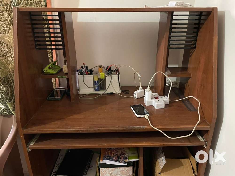 Zuari Matrix Computer Table - Ideal Home Office/Study Solution!