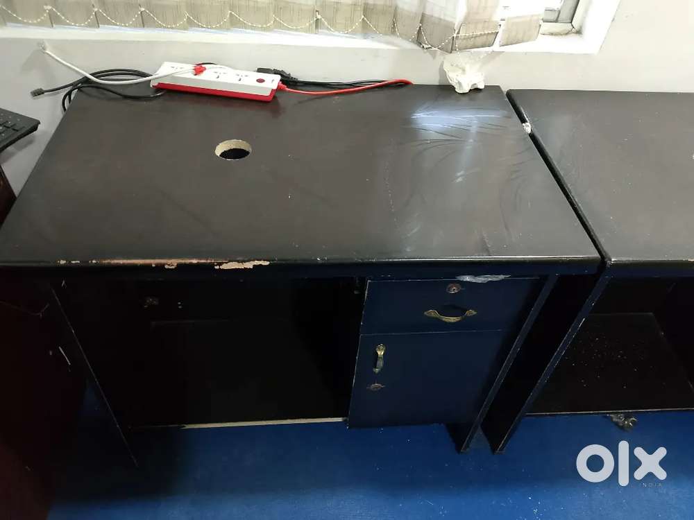 Computer table 1500 Good Condition