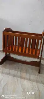 Wood cradle ( 3 months old)thottil