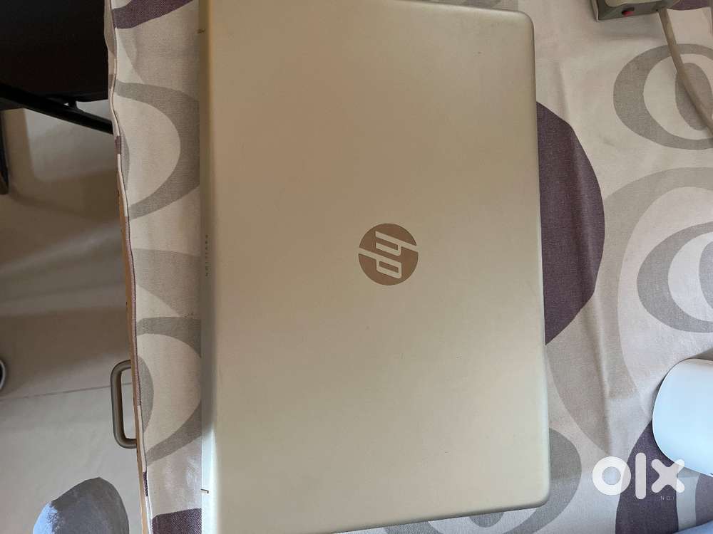 Hp laptop-sparingly used