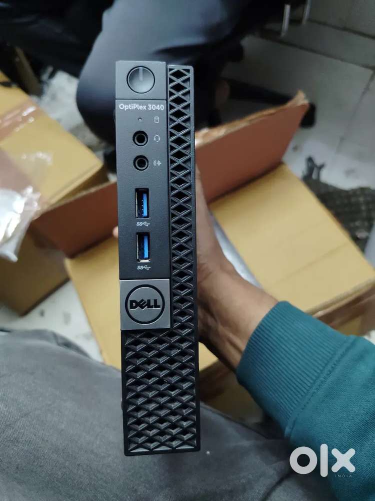 Dell i3 6th 4/250 gb hdd adaptor window