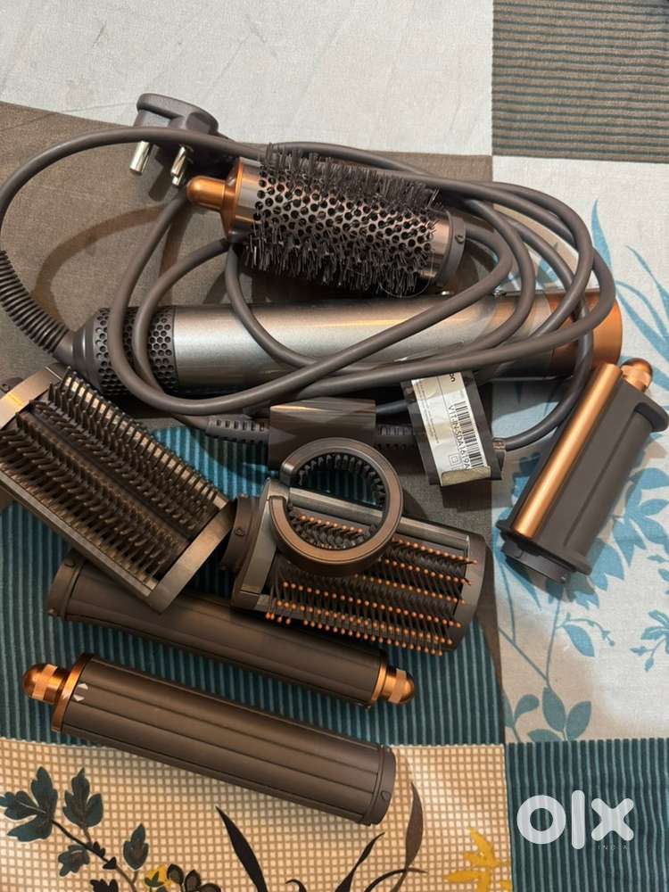 Dyson airwrap Multi-styler