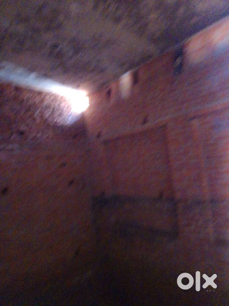 Naya banaa hua Makan