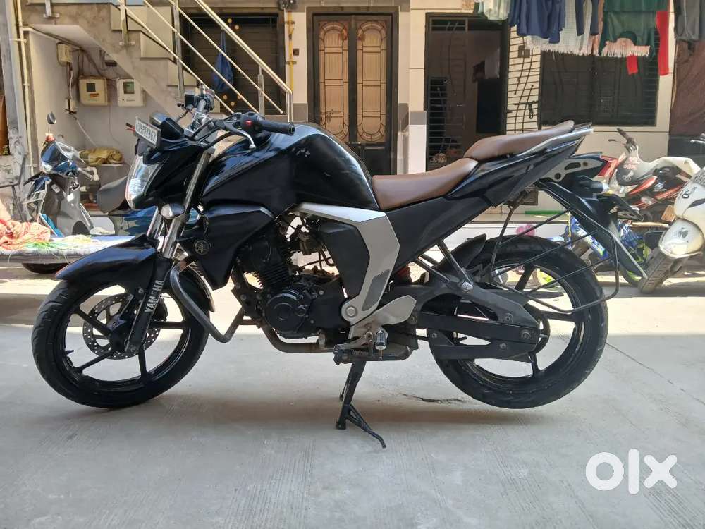 Yamaha FZ 2017 Model  20,000 KM  Excellent Condition  Single Owner