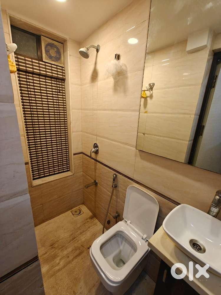 Exclusive furnished  flat 4 Bhk For Rent Desai Road