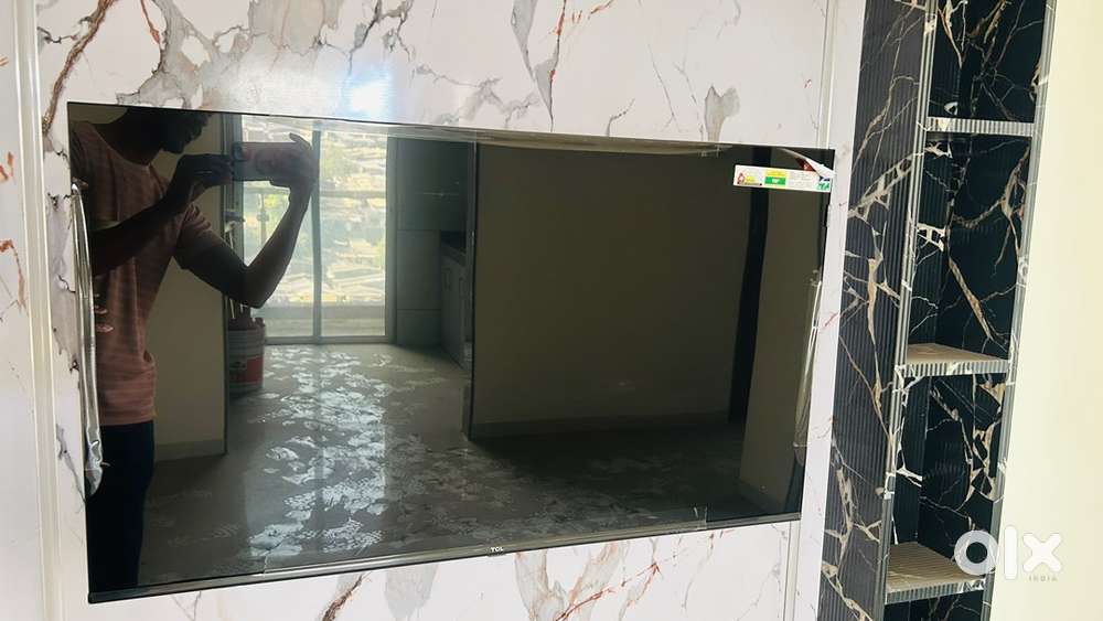 TCL 43 inc 108cm led smart tv ₹ 50000