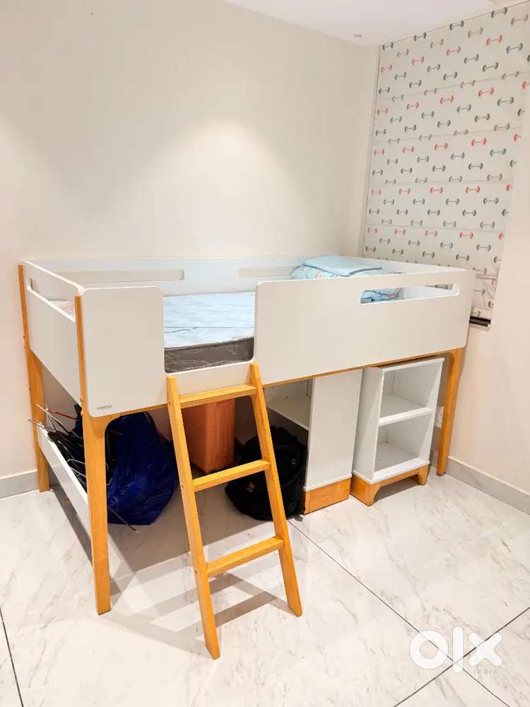 Urban ladder children's bed brand new