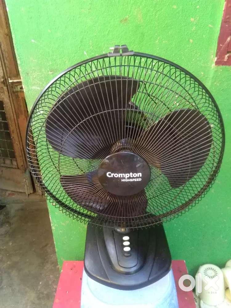 Crompton table fan high speed  400 mm