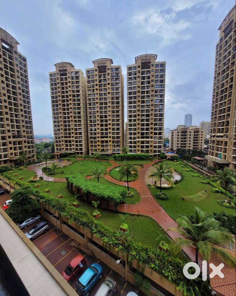 Beautiful Garden Facing Flat in Malad East Near Oberoi Mall