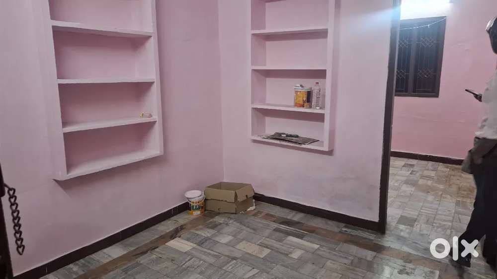 1 BHK House For Rent in Vadapalani Near Metro Train