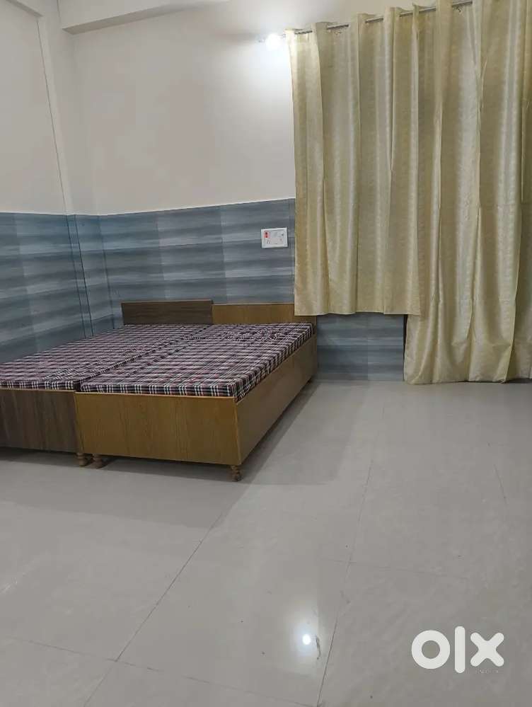 Co-Living Rooms Available Near Metro Sector 45 Noida
