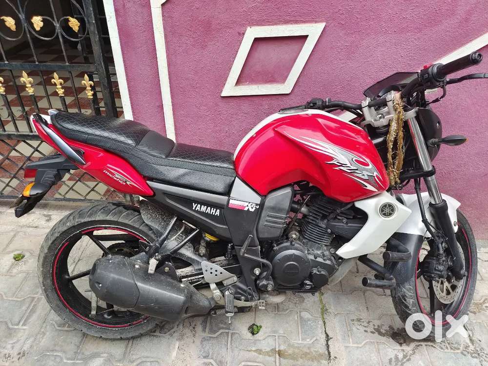 Yamaha Fzs