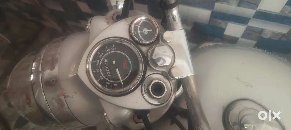 Well mantain Royal Enfield Electra 350