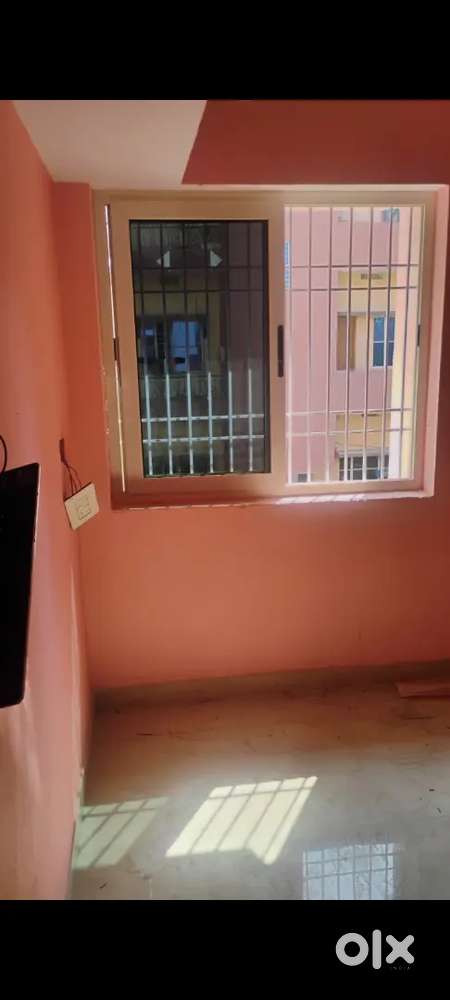 2 room 1 bathroom 1 kitchen