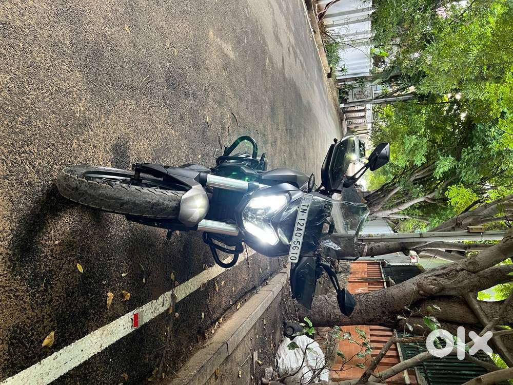 Bajaj Dominar 400 Touring Edition