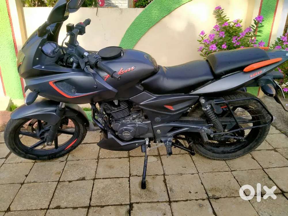 Bajaj palsar 180f...1st owner... . Price 70000.