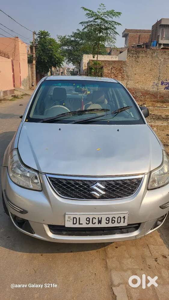 Good condition alloy wheel top model genuine all