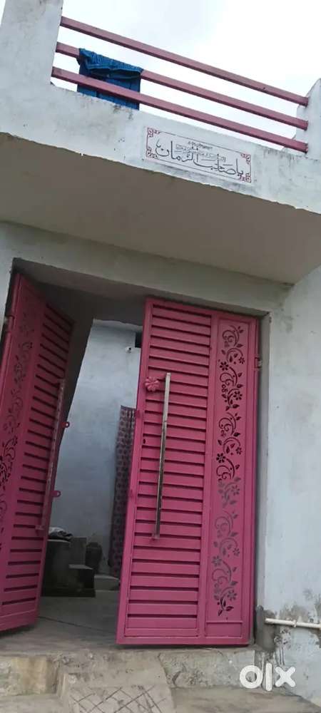 Rent for only muslim nd for girl / boys hostel as well as small family