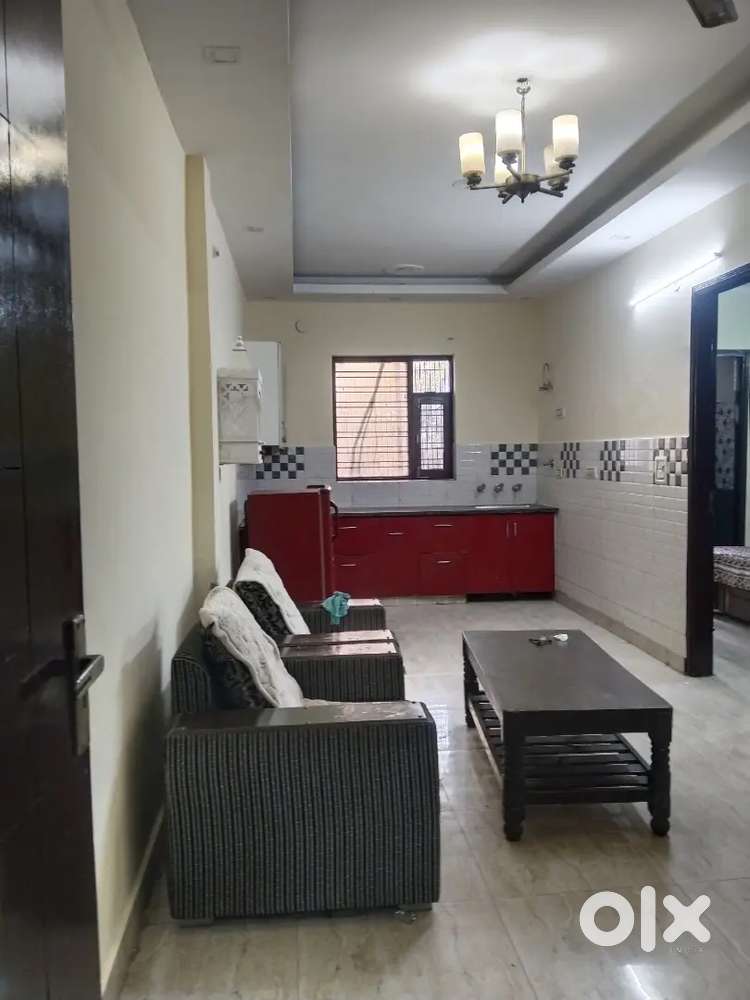 Fully furnished 2 bhk for rent in greenfields colony faridabad sec 42