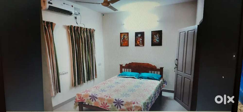 PG accomodation available @ peyad