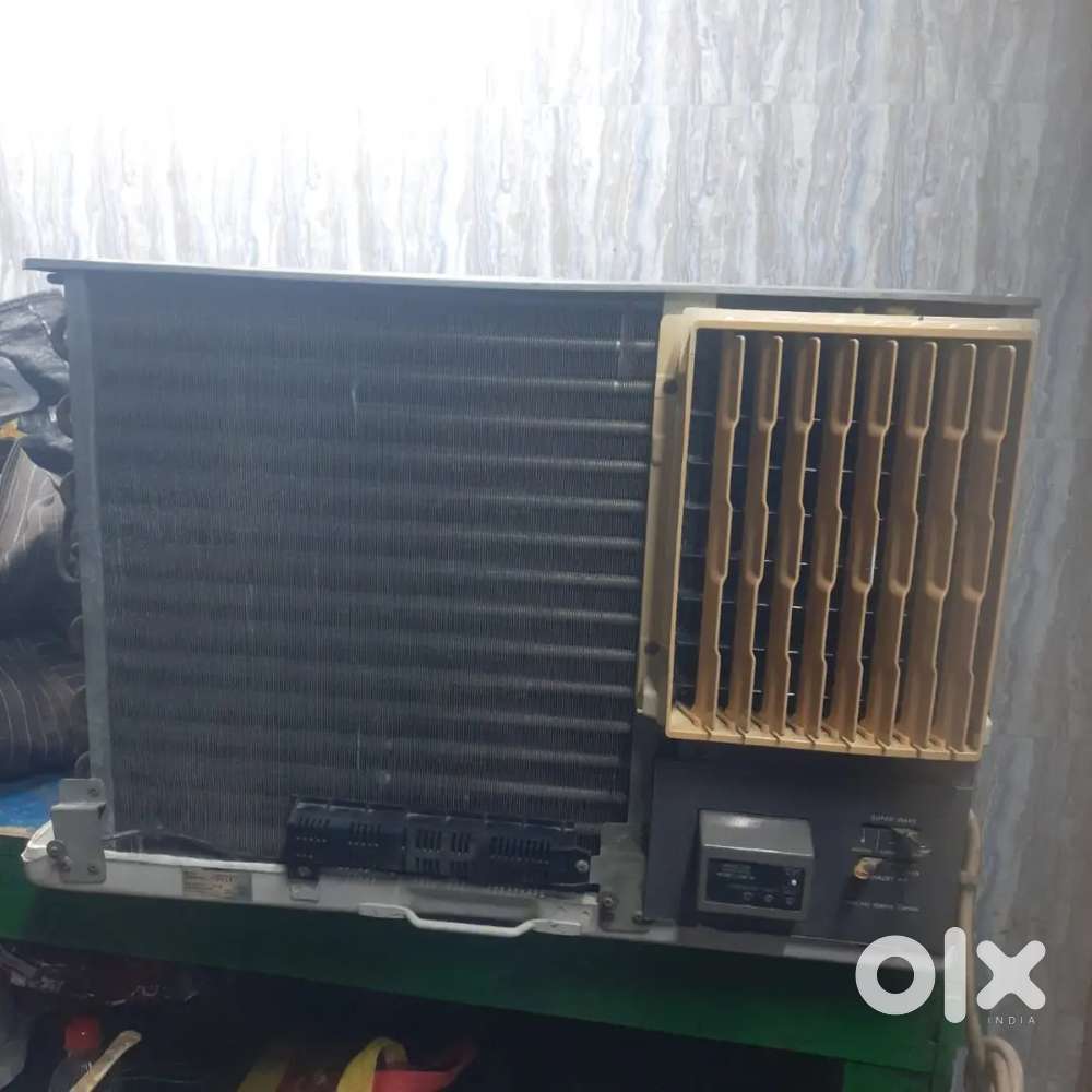 Og window ac 1.5ton Good condition