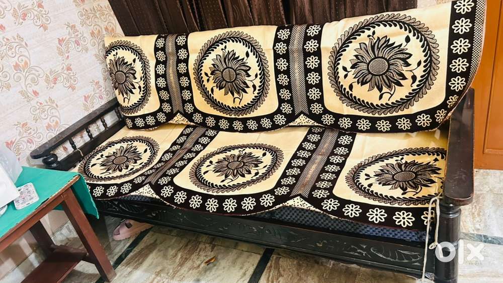 Sofa set five seater