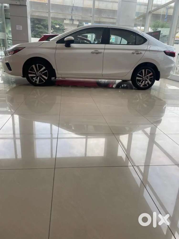 Honda City Automatic 2021 Petrol 20000 Km Driven