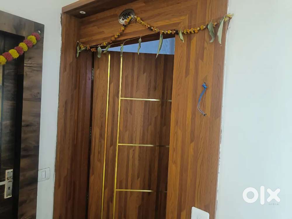 3BHK Flat for sale fully Furnished best location