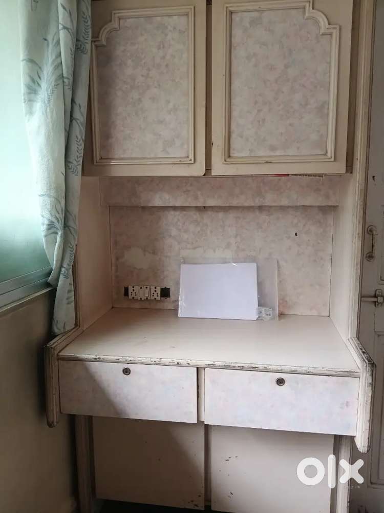 Premium books shef with drawers and also a study table