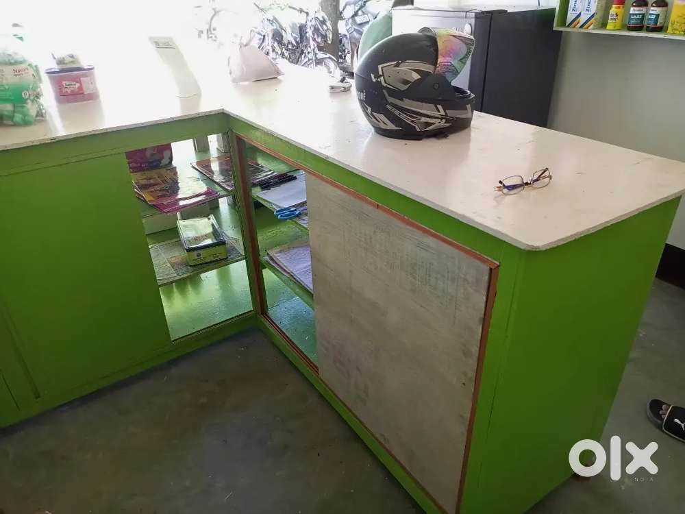 Complete Rack and Table set for Pharmacy