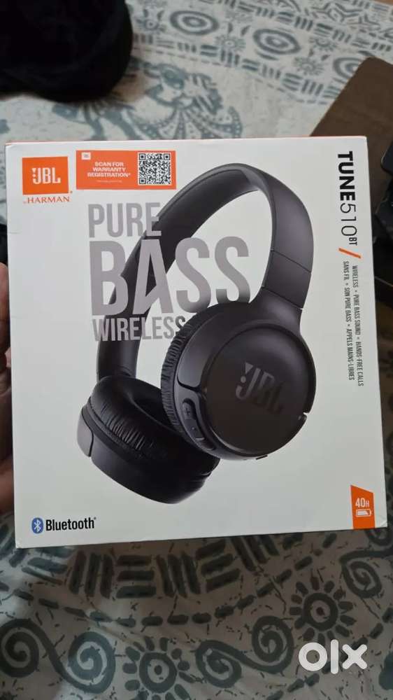 JBL headphone