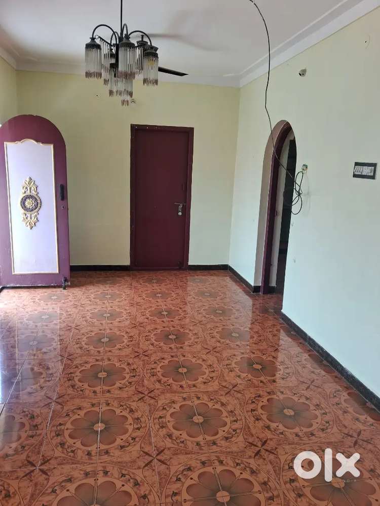 2BHK HOUSE FOR RENT IN VADAMADURApI