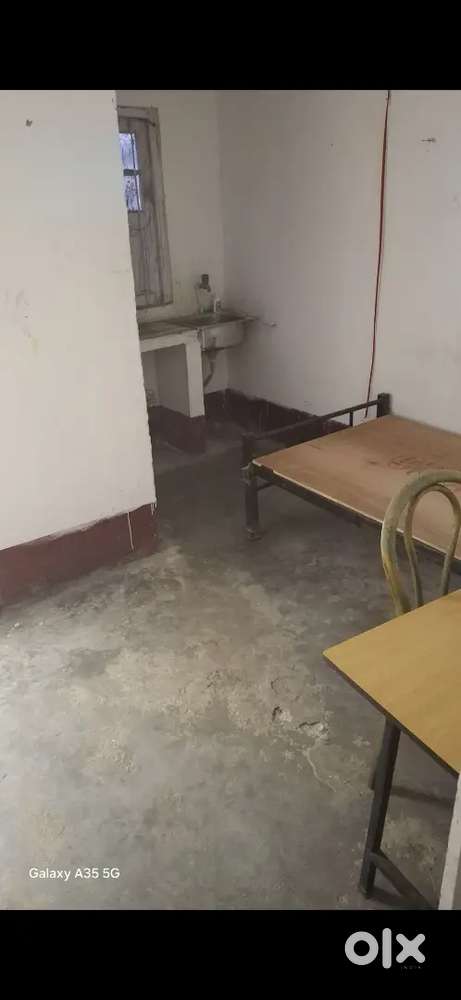 Fully independent single room for rent at ghyclub area near Bata.