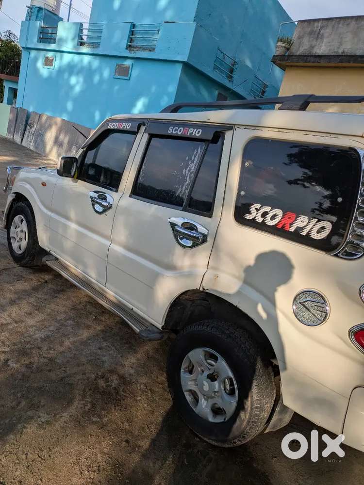 Mahindra Scorpio 2014