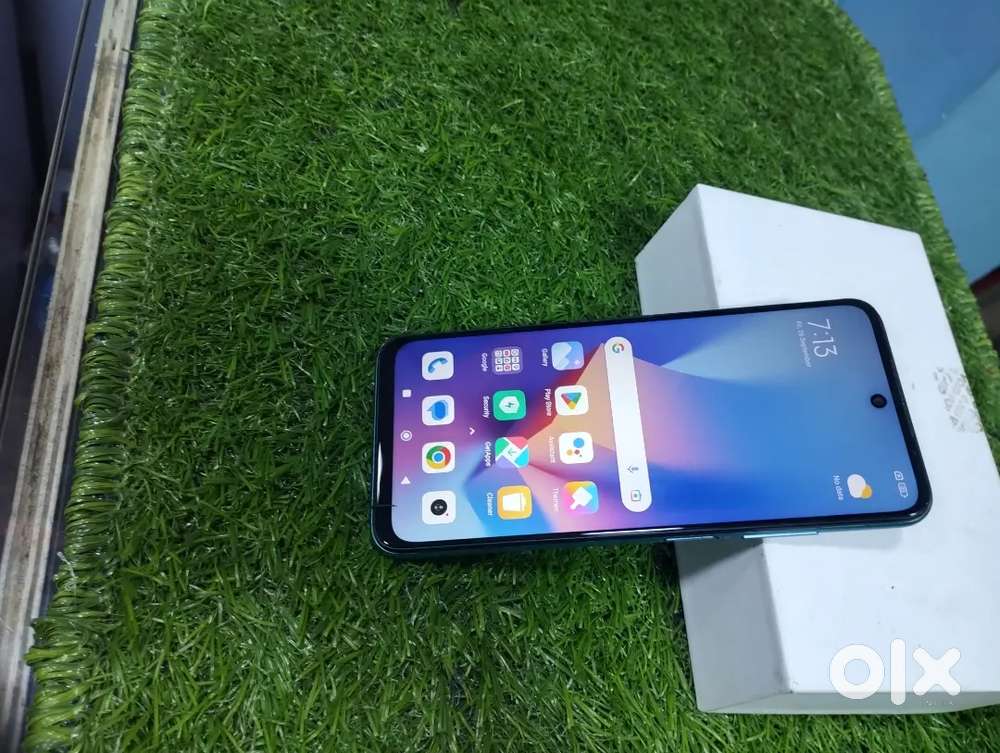 REDMI NOTE 10S { 4+64GB STORAGE }