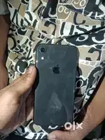 IPHONE XR BATTERY HEALTH 75%