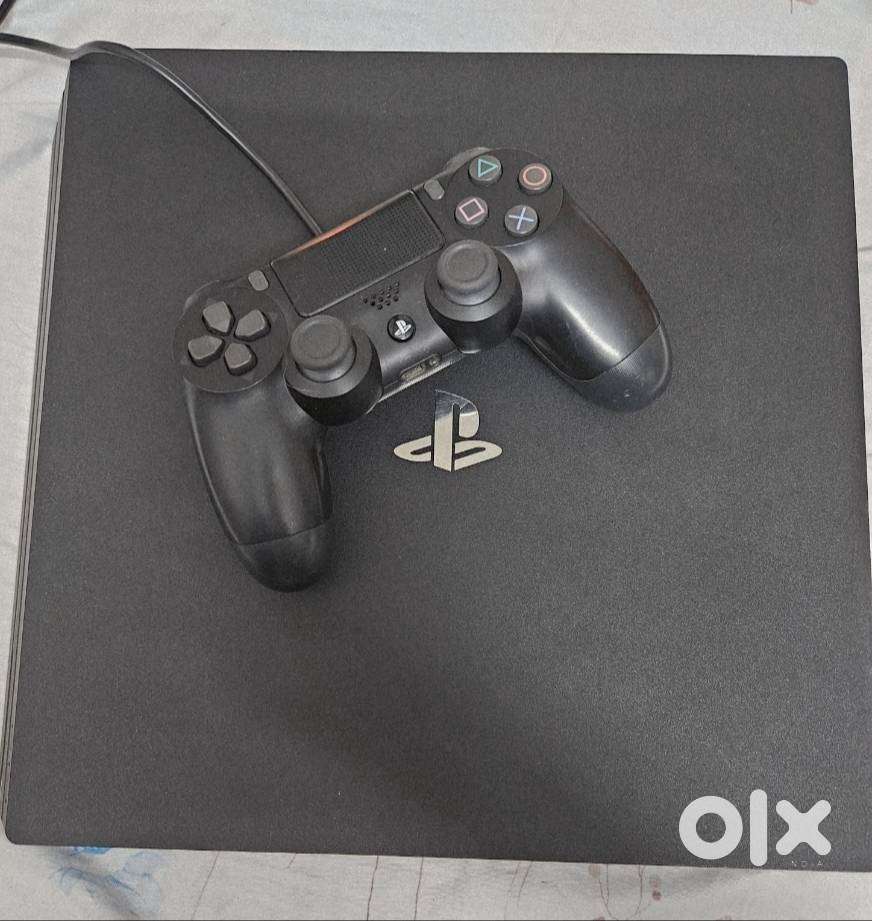 Ps4 pro with new condition with all accessories