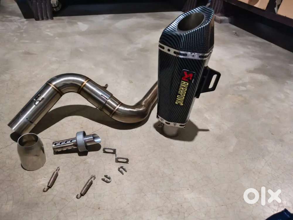 akrapovic exhaust and ban pipe