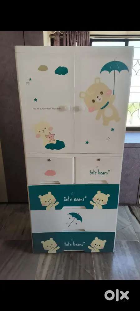 Kids wardrobe - Brand new