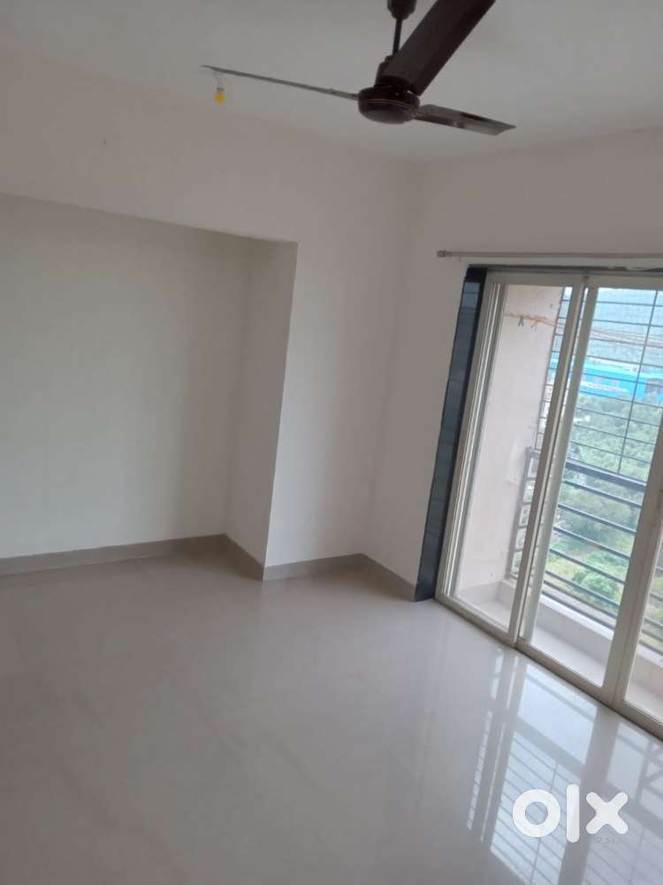 3BHK Apartment for SALE  Parkwoods, GB Road Thane West  Negotiable