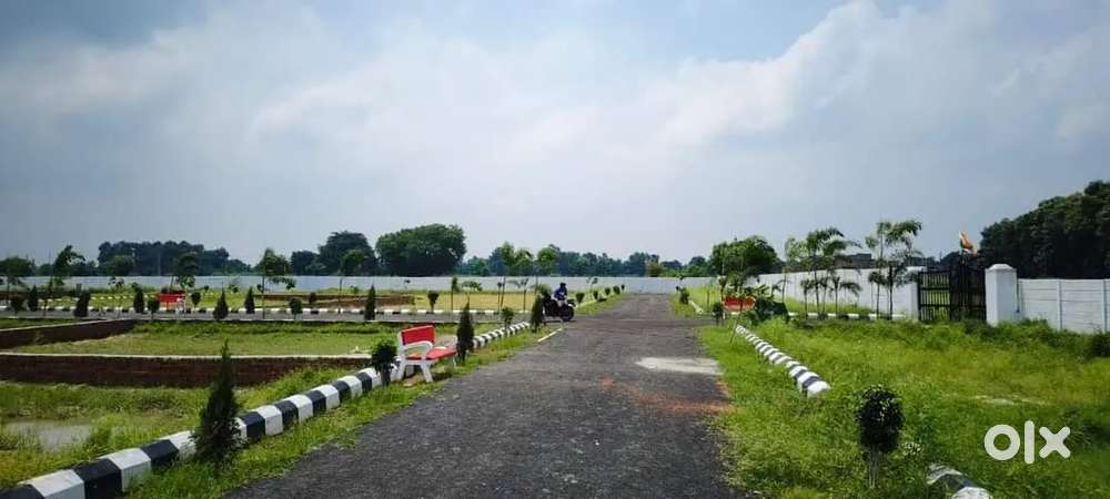 Lucknow anoop ganj railway station se najdeek approved plot