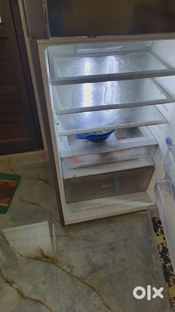 Lg 420 liter ok condisan compresar 1 yer werenti