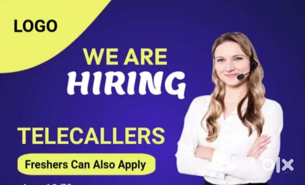 Female telecalling executive