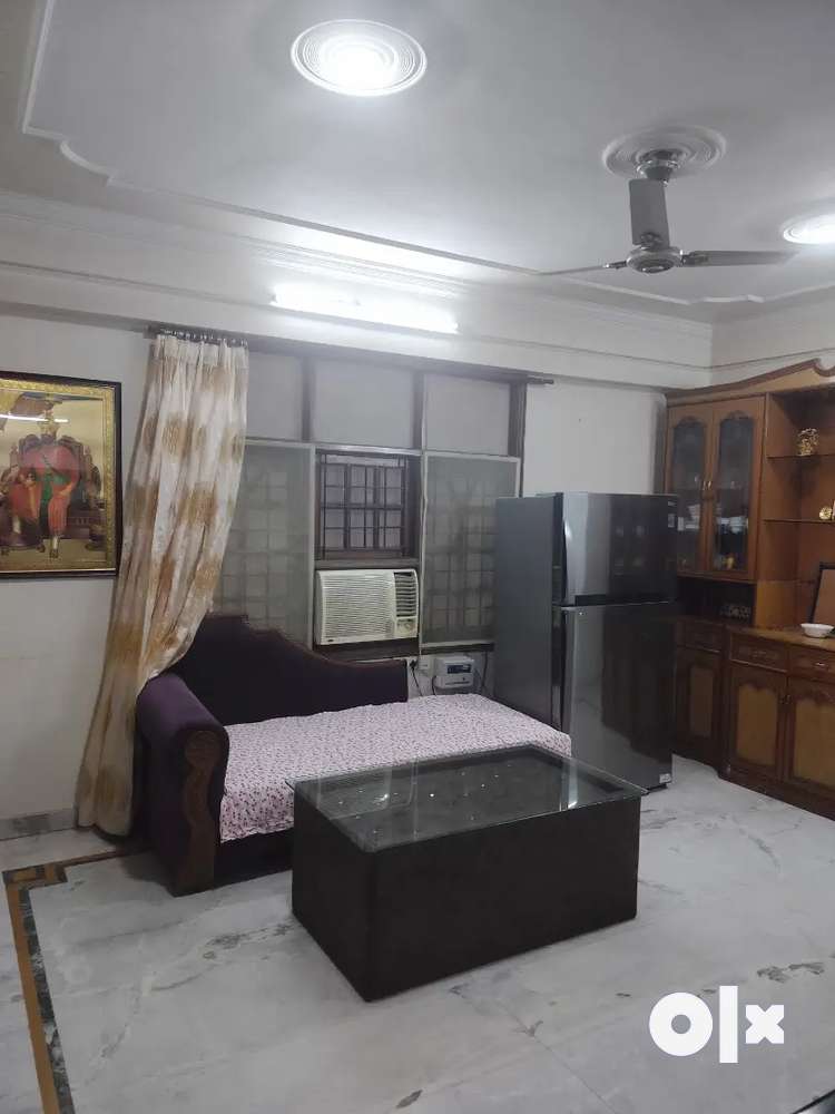 3 BHK well furnished apartment on sale
