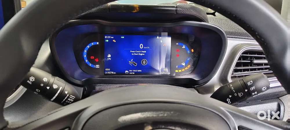 Tata Altroz 2025 Petrol 1200 Km Driven